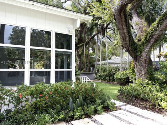 2640 HILOLA ST, MIAMI, FL 33133 - Image ed8e817b8e476fdeff78bea8a768df18/1736066918