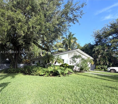 2640 HILOLA ST, MIAMI, FL 33133 - Image ed8e817b8e476fdeff78bea8a768df18/966382653
