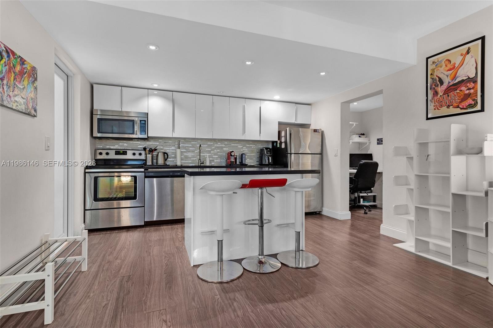 PARK SQUARE CONDO - Residential Lease