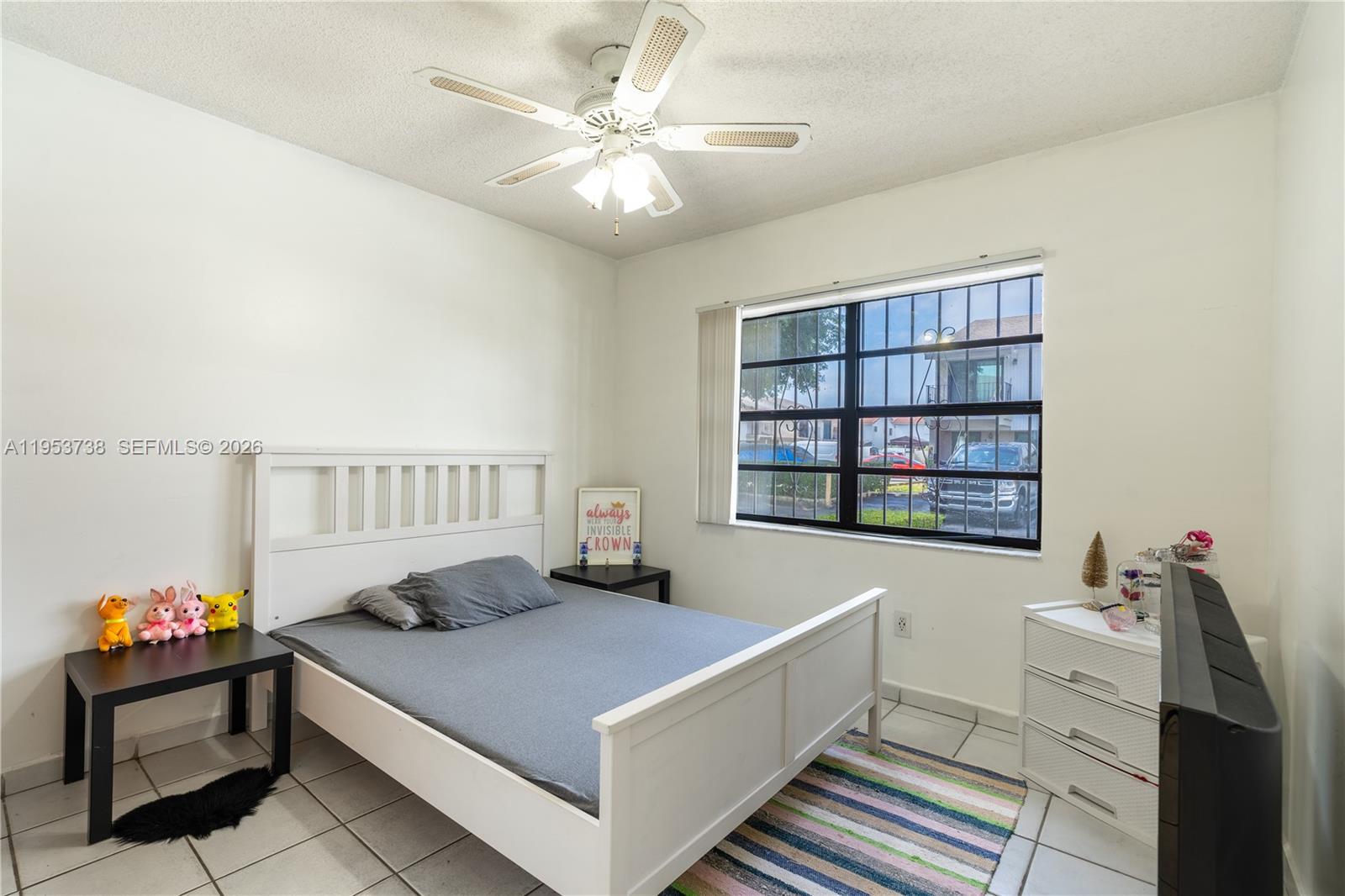 J R CONDO - Residential