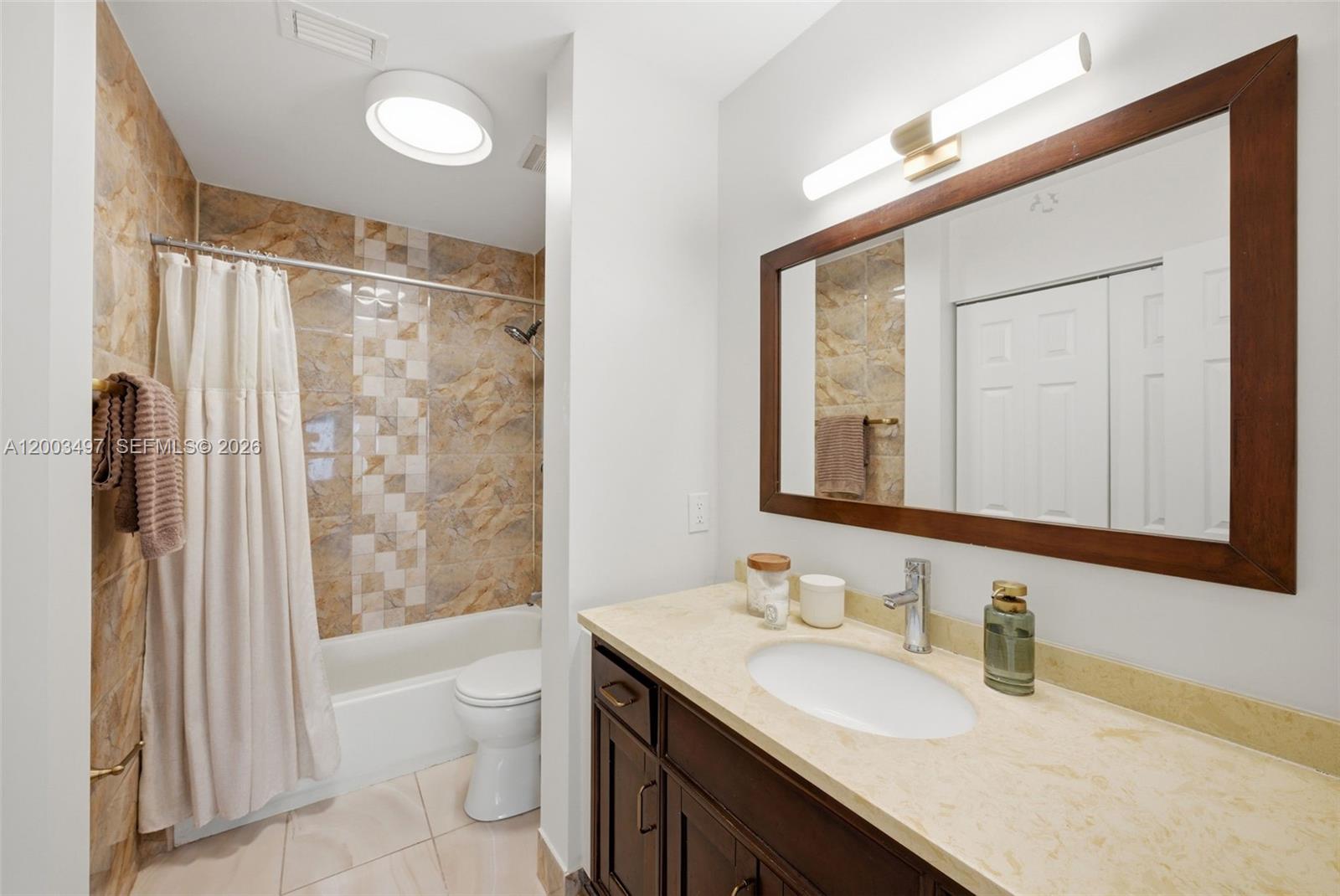 CONDO G AT MEDITERRANEA - Residential Lease