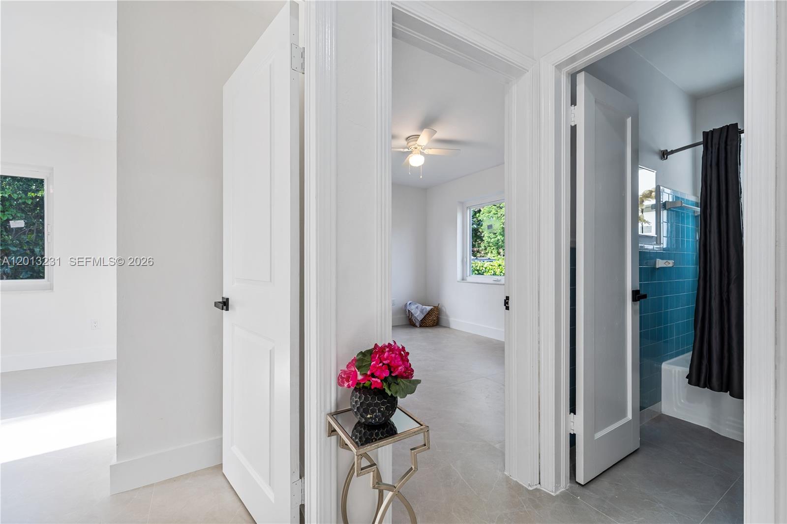 JOHNSCOTT - Residential