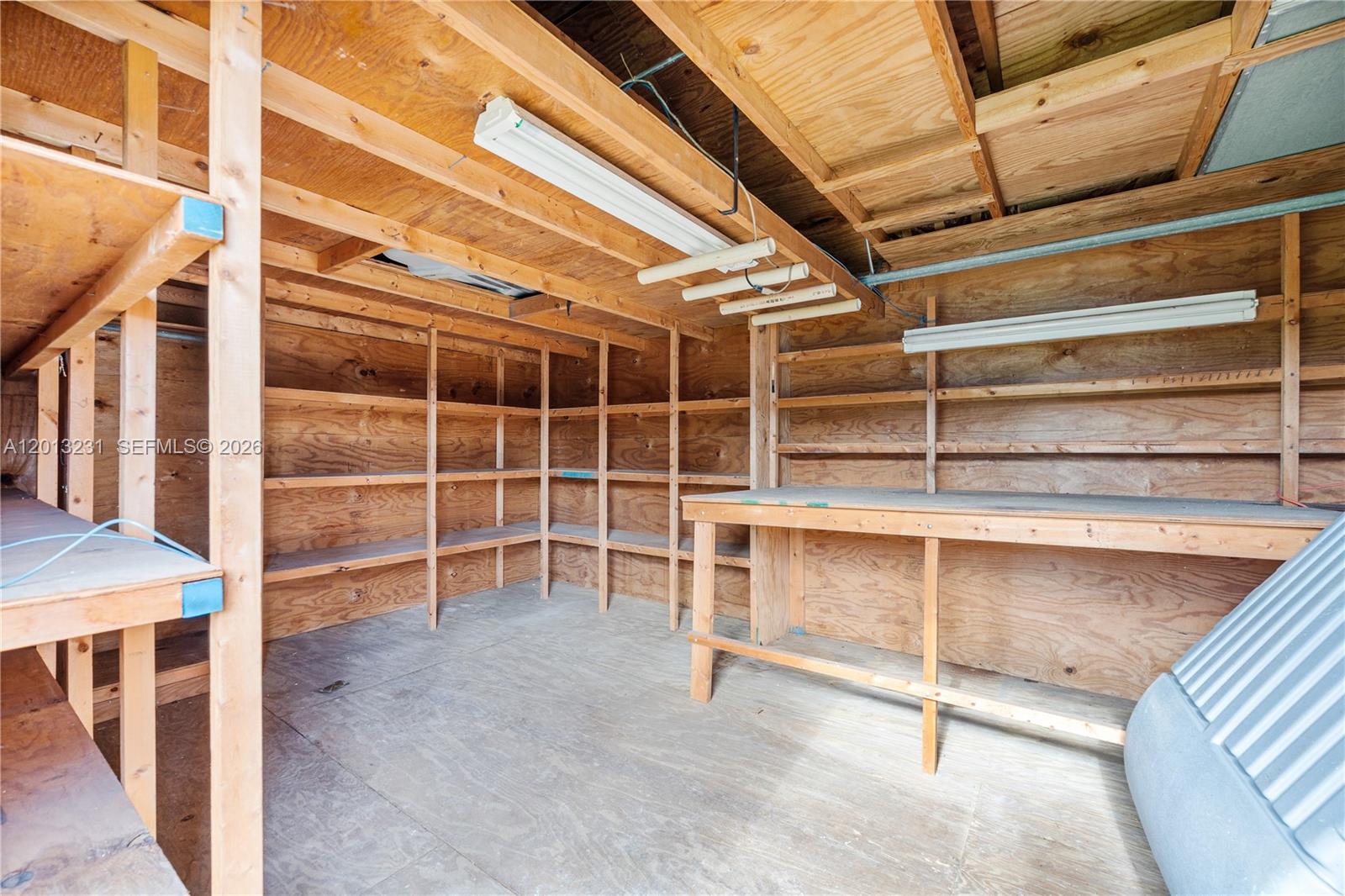 JOHNSCOTT - Residential
