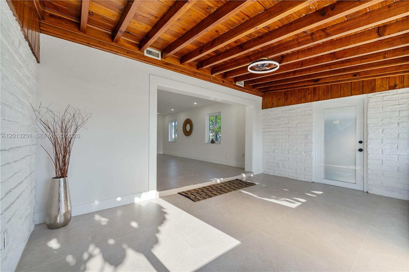 JOHNSCOTT - Residential