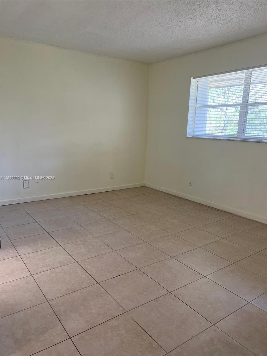 VERSAILLES GARDENS CONDO - Residential Lease