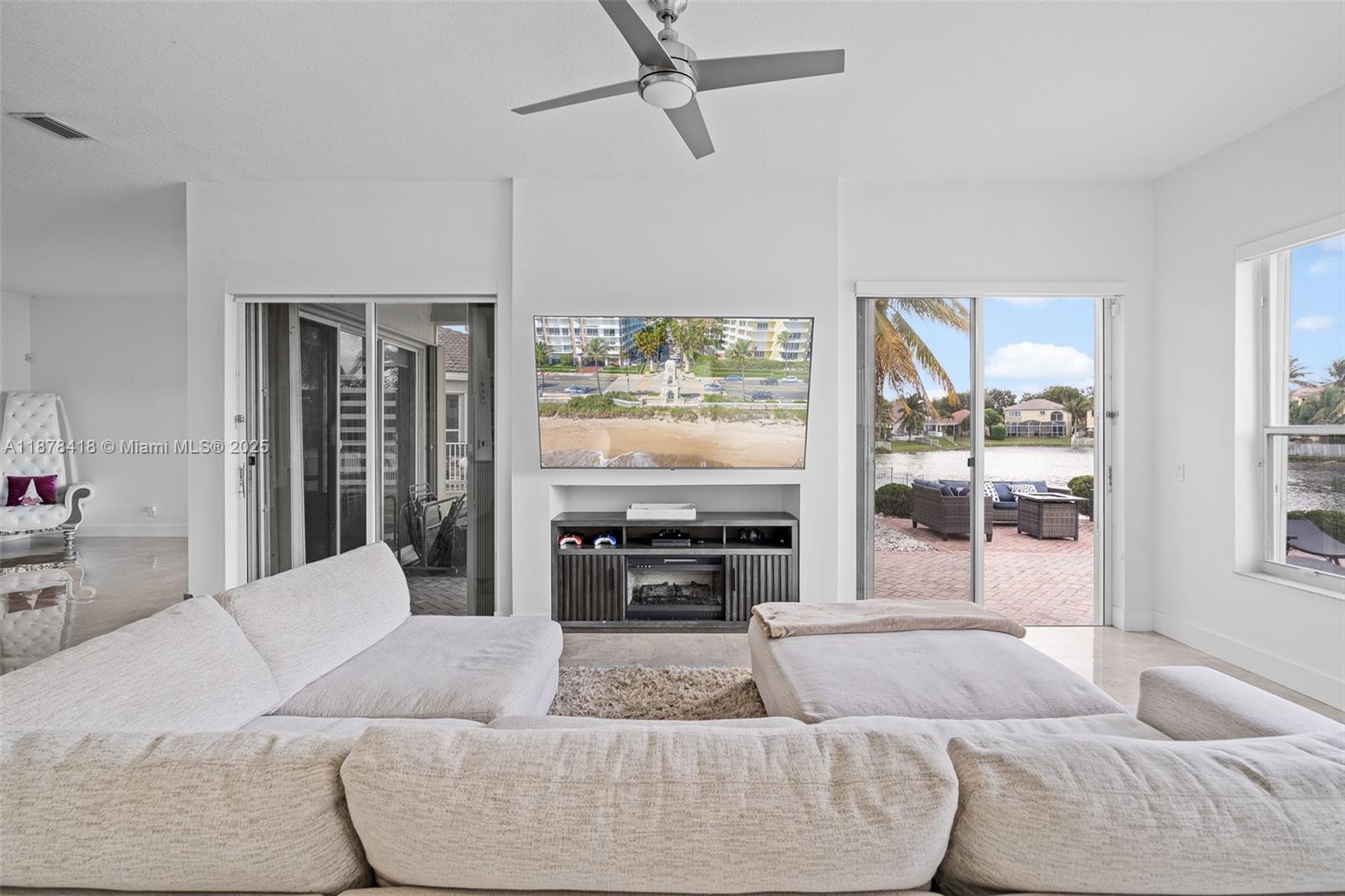 POD 8 AT MONARCH LAKES - Residential Lease