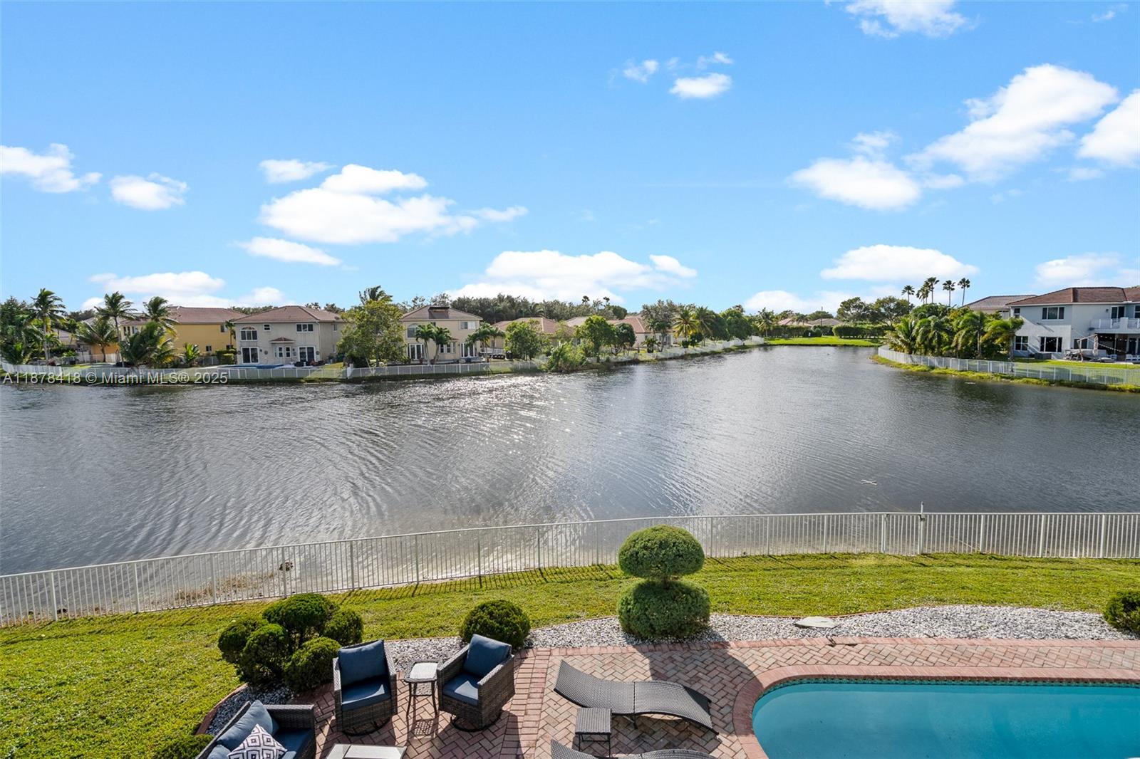 POD 8 AT MONARCH LAKES - Residential Lease