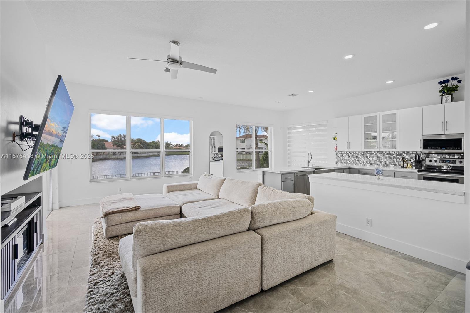 POD 8 AT MONARCH LAKES - Residential Lease