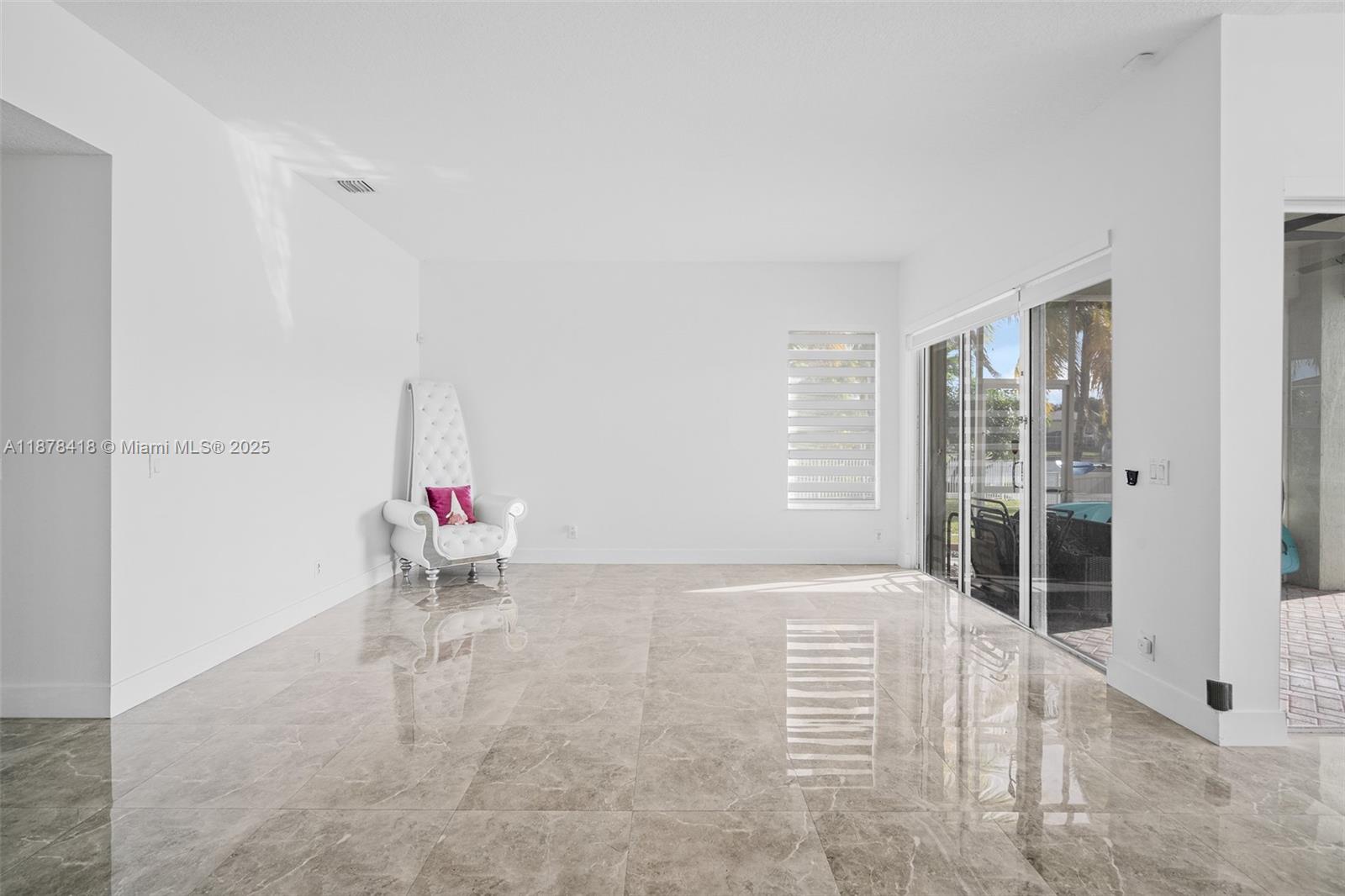 POD 8 AT MONARCH LAKES - Residential Lease