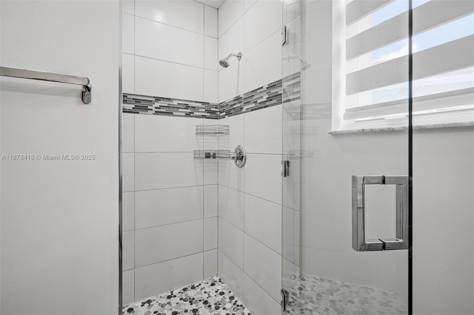 POD 8 AT MONARCH LAKES - Residential Lease