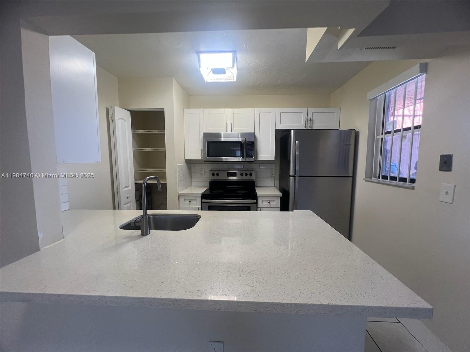 LAGO GRANDE CONDO THREE B - Residential Lease