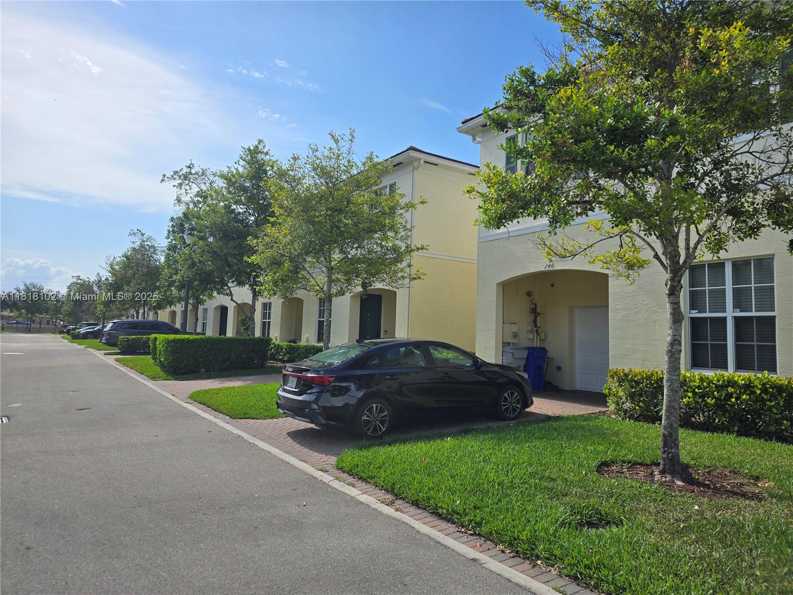 ORCHID GROVE REPLAT 1 - Residential