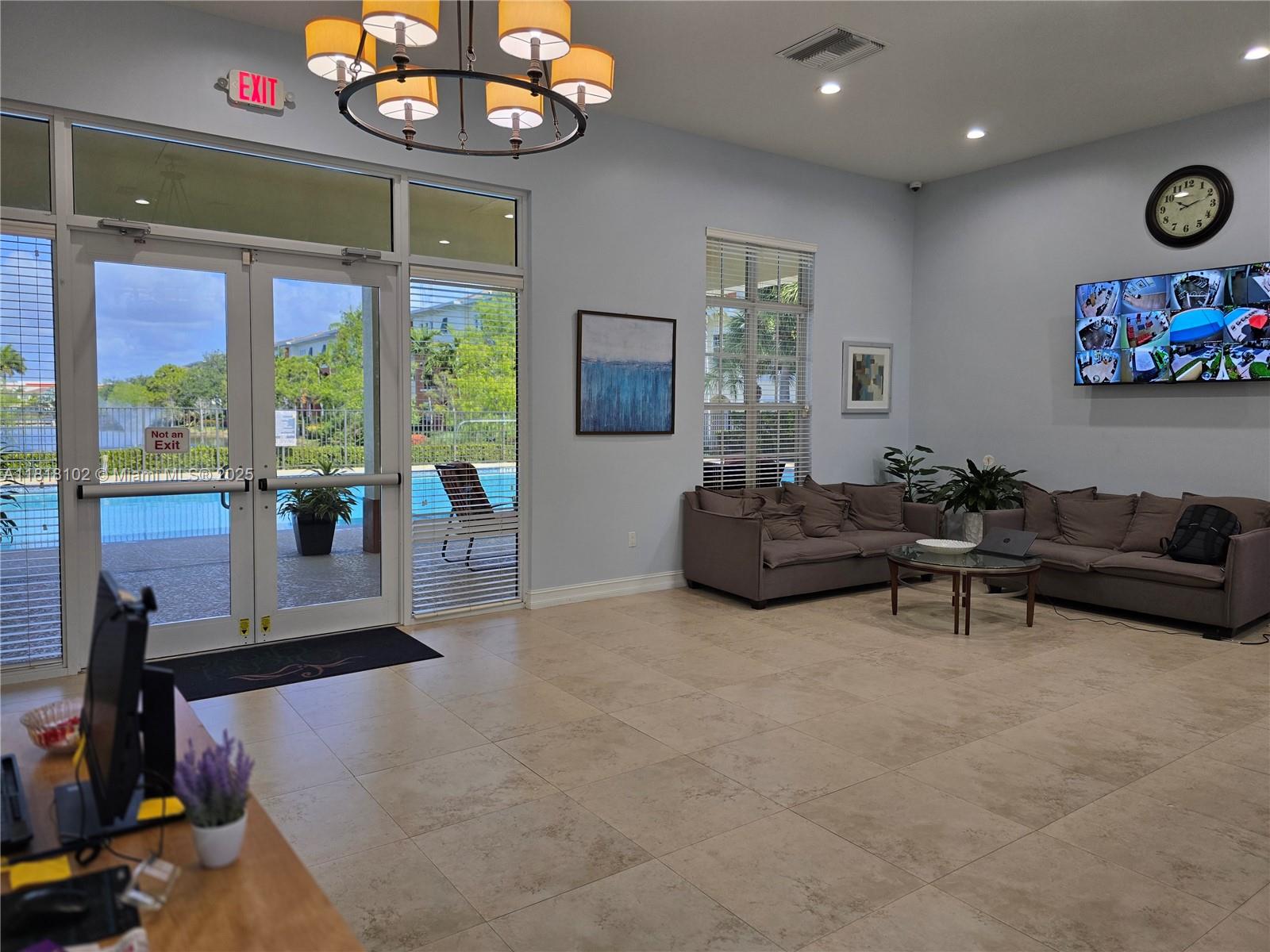 ORCHID GROVE REPLAT 1 - Residential