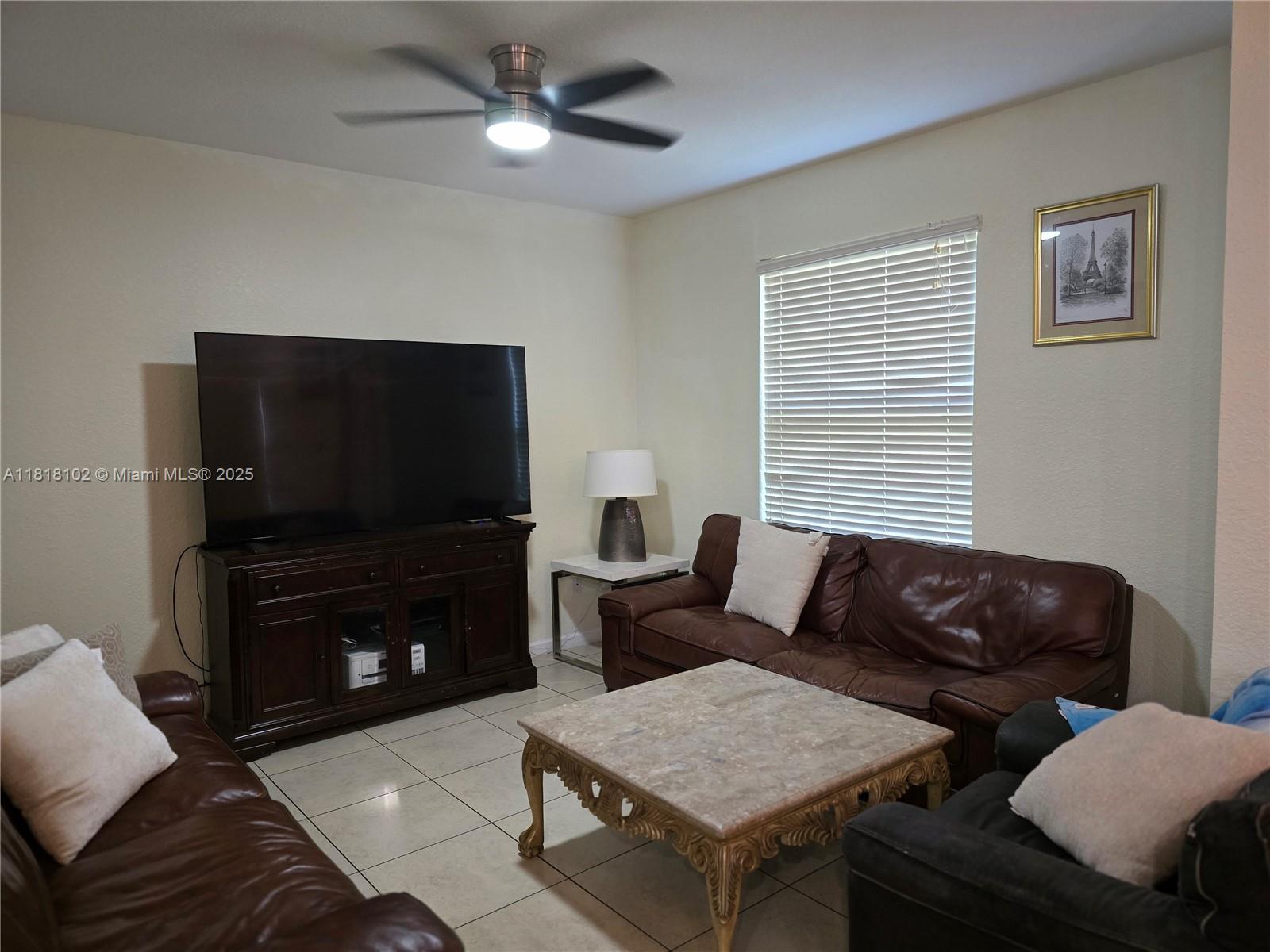 ORCHID GROVE REPLAT 1 - Residential