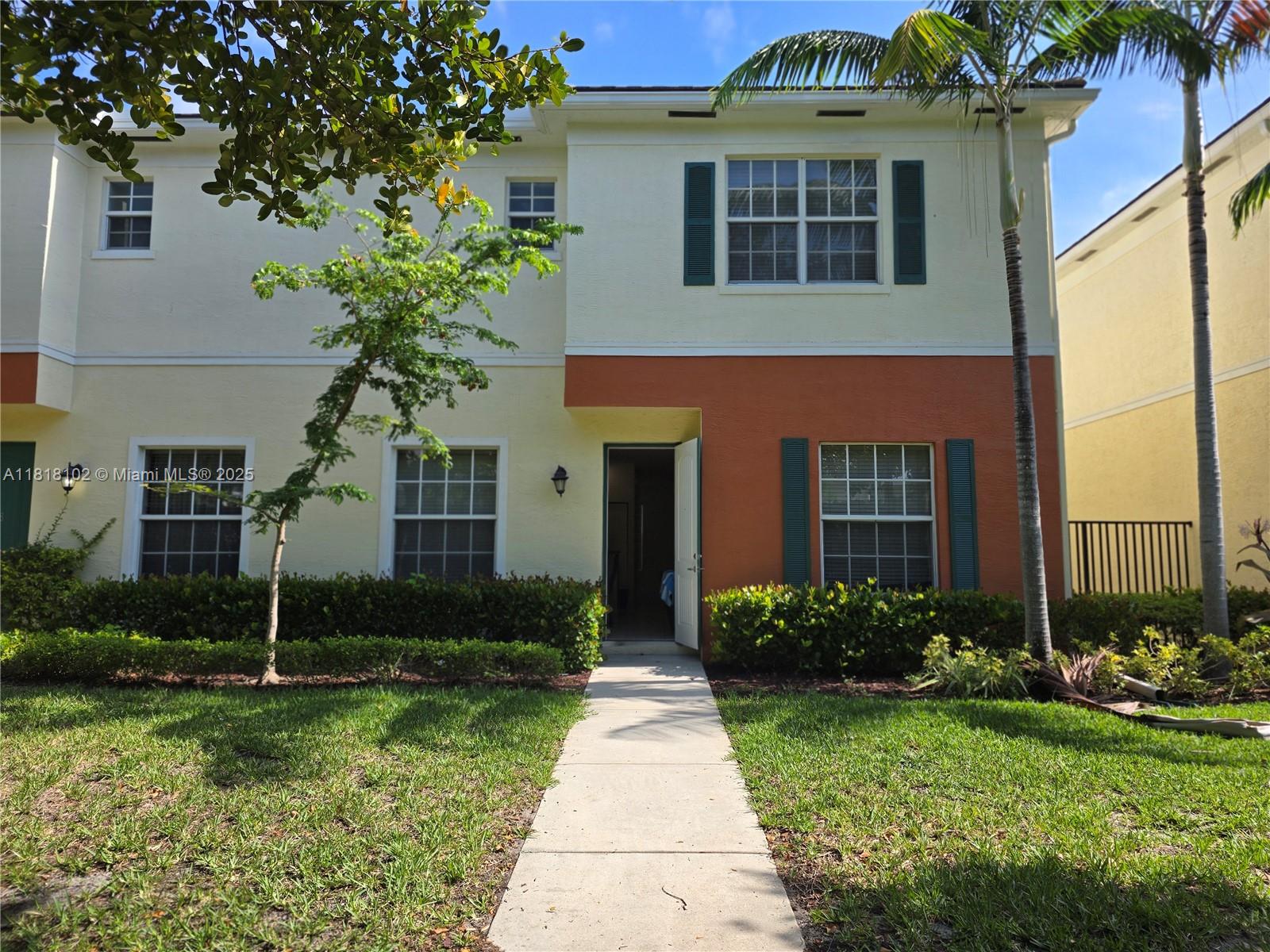 ORCHID GROVE REPLAT 1 - Residential
