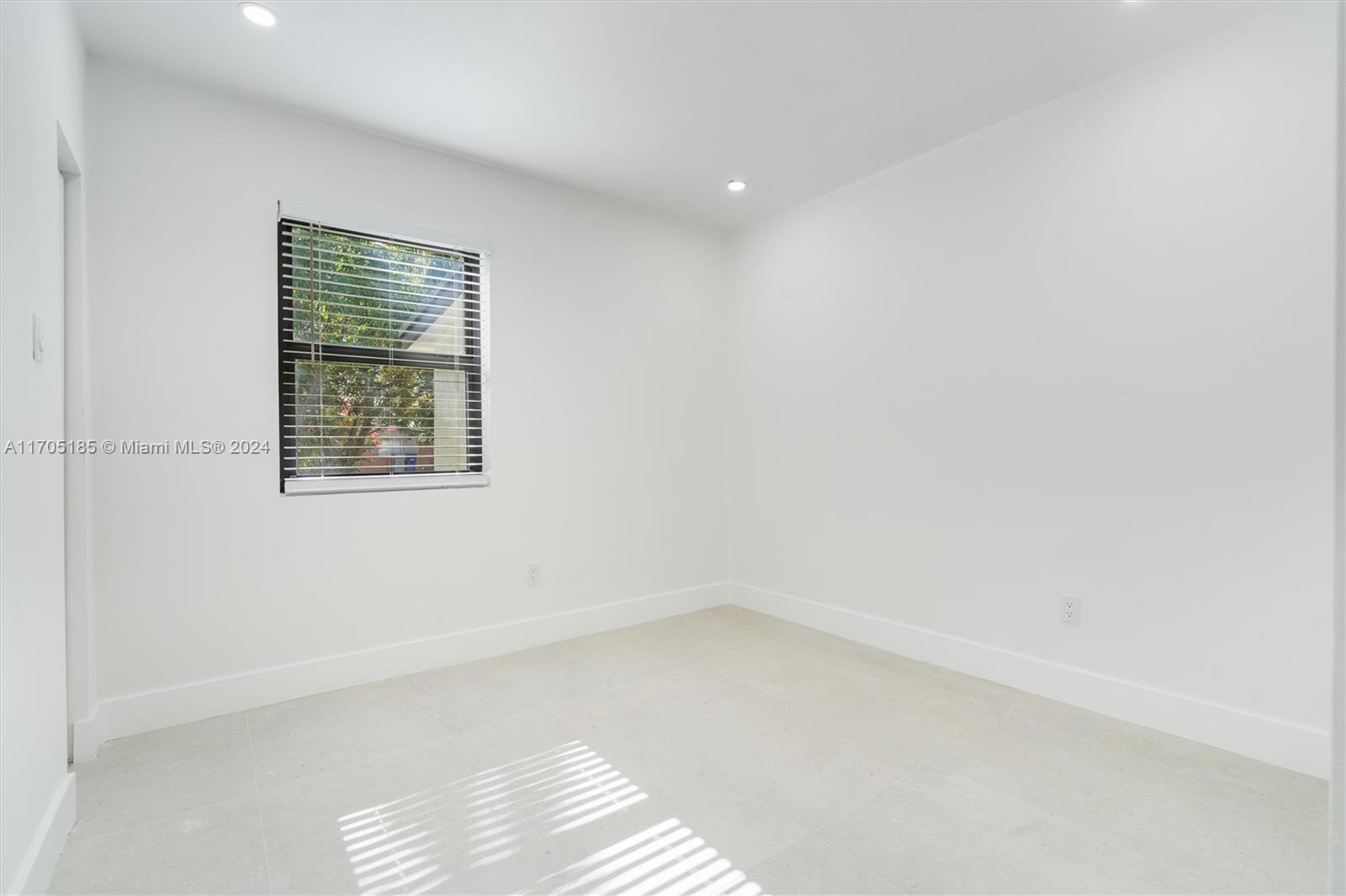 POMPANO BEACH HIGHLANDS 5 - Residential