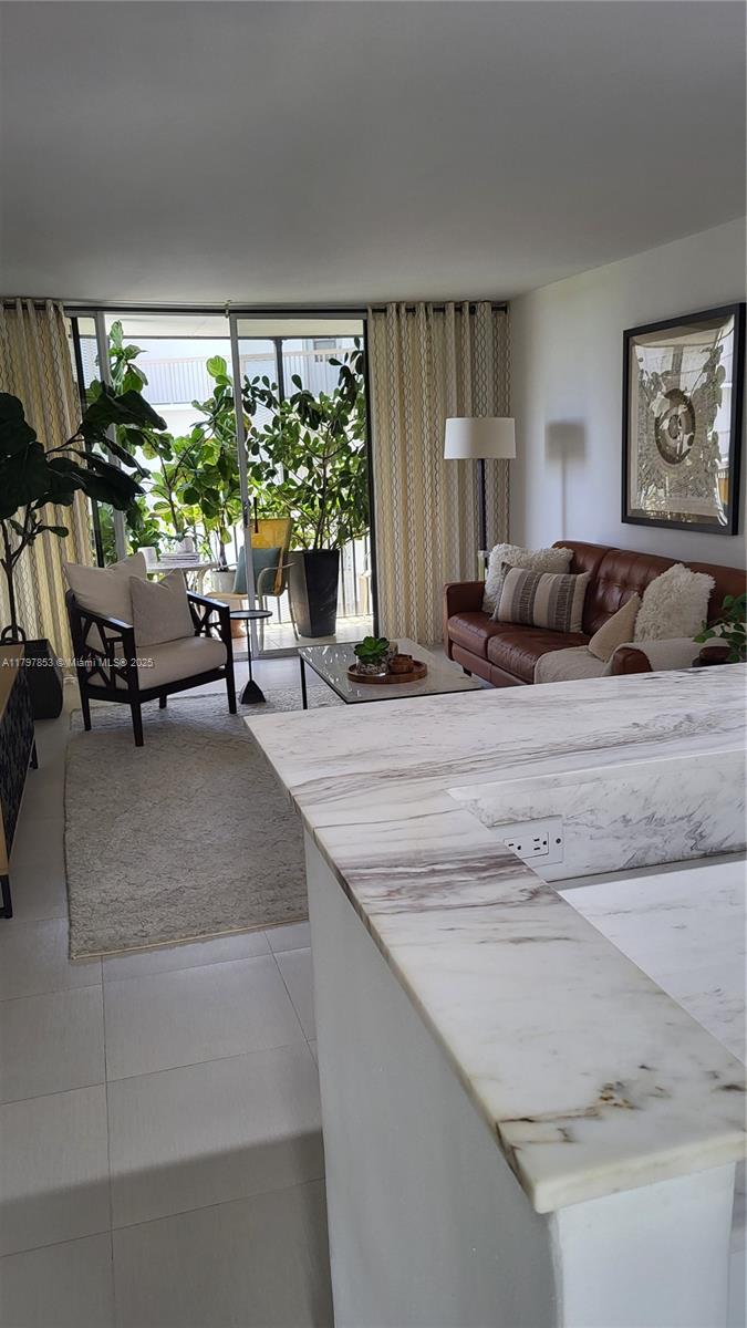 3475 E Country Club Dr 614