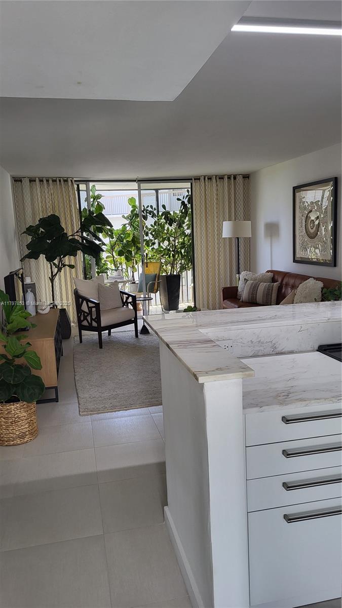 3475 E Country Club Dr 614