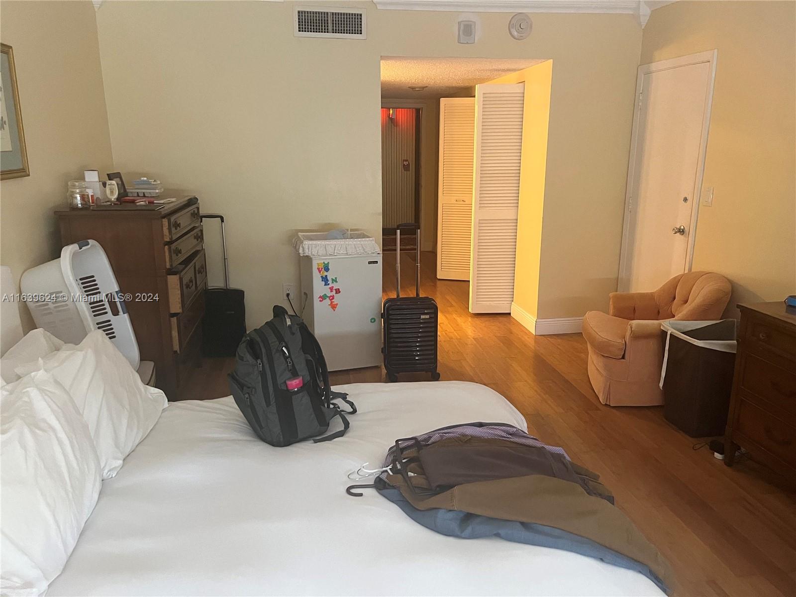 JOCKEY CLUB CONDO - Residential