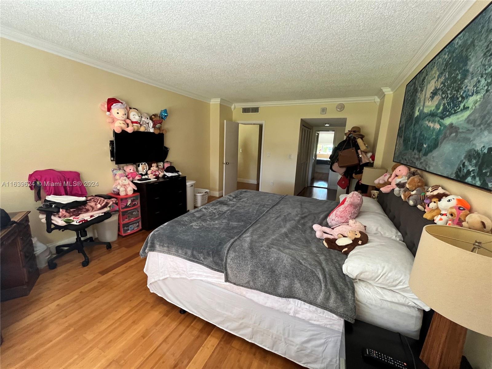 JOCKEY CLUB CONDO - Residential