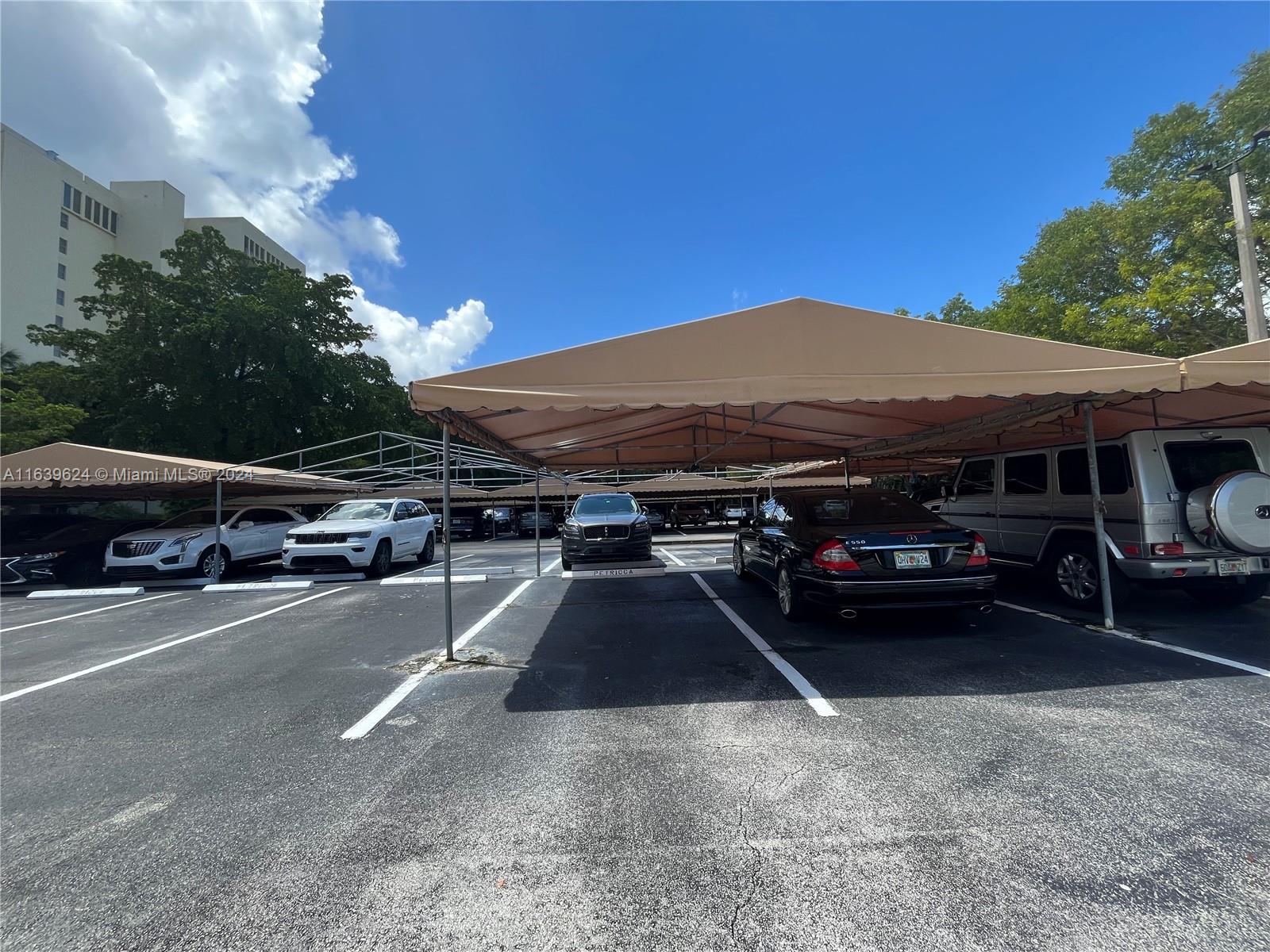 JOCKEY CLUB CONDO - Residential