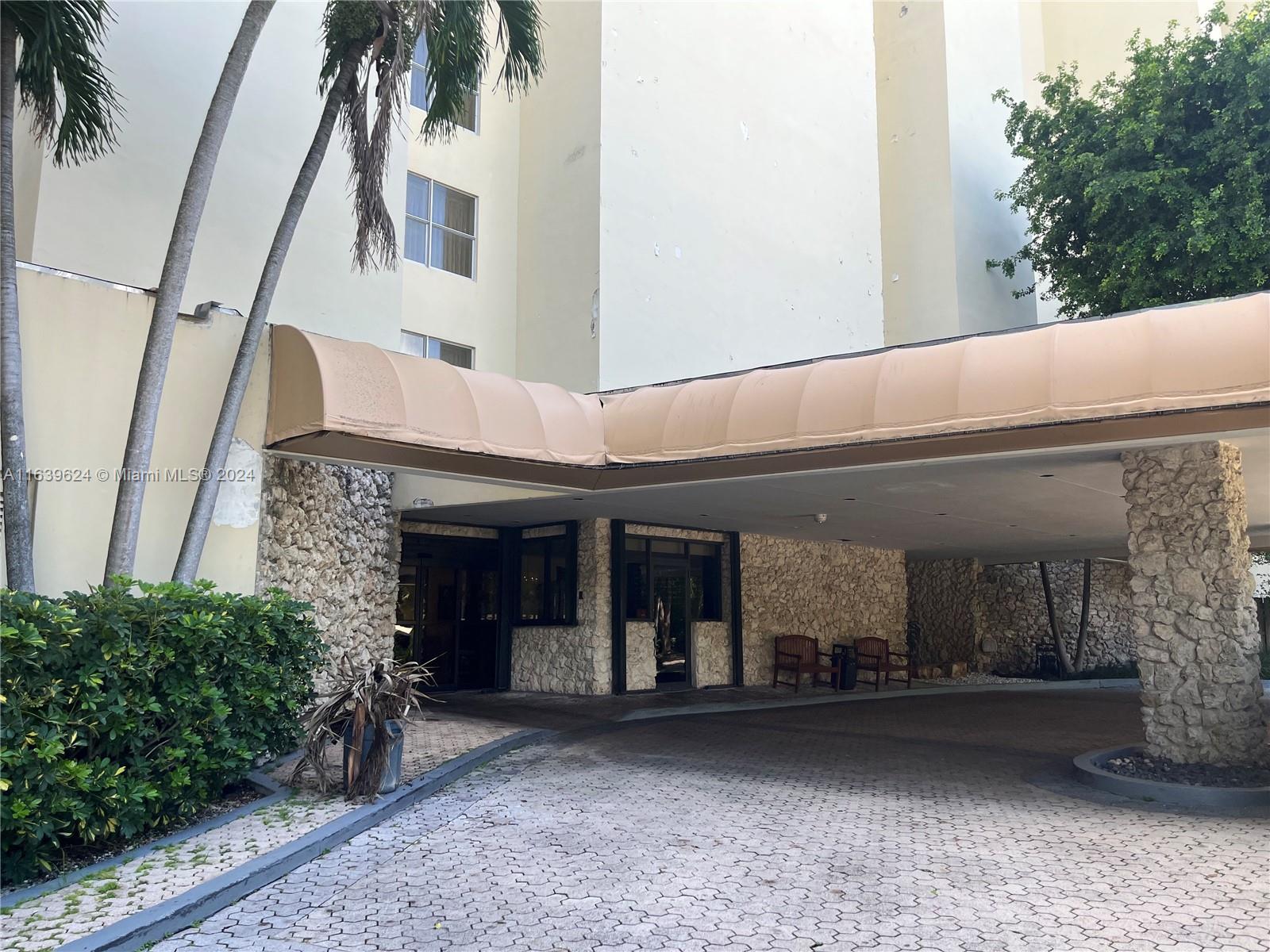 JOCKEY CLUB CONDO - Residential