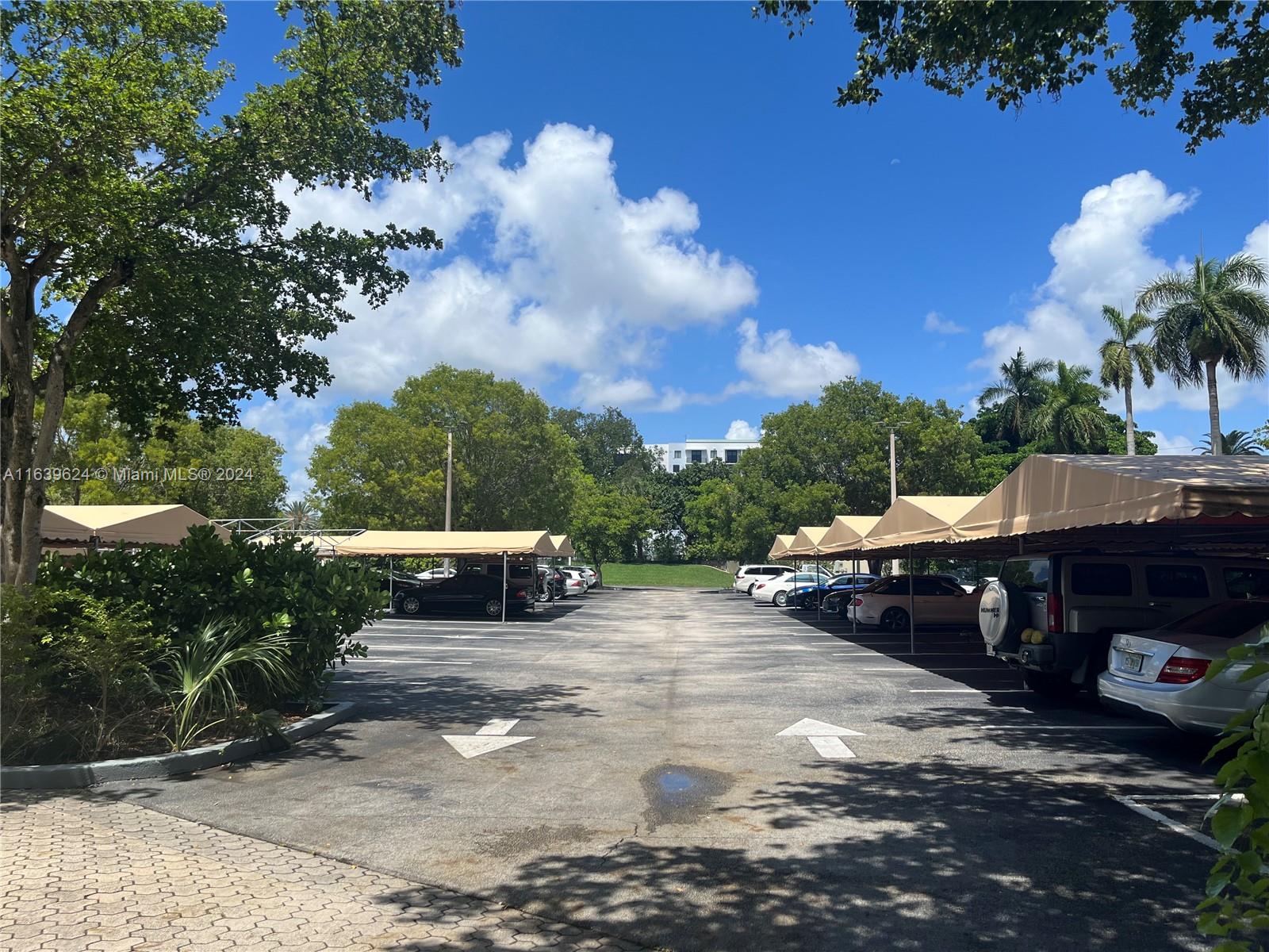 JOCKEY CLUB CONDO - Residential