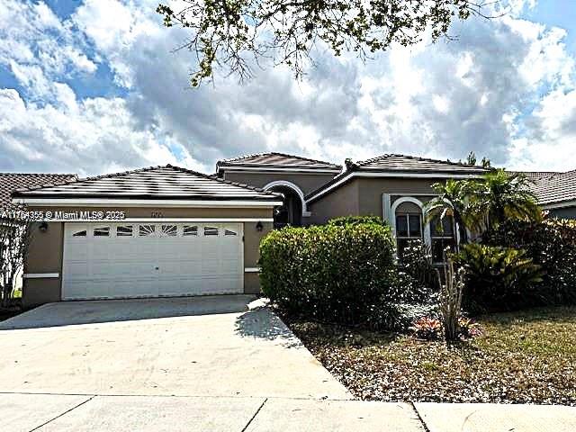 Rental Property at 495 Carrington Ln, Weston, Broward County, Florida - Bedrooms: 4 
Bathrooms: 3  - $4,500 MO.