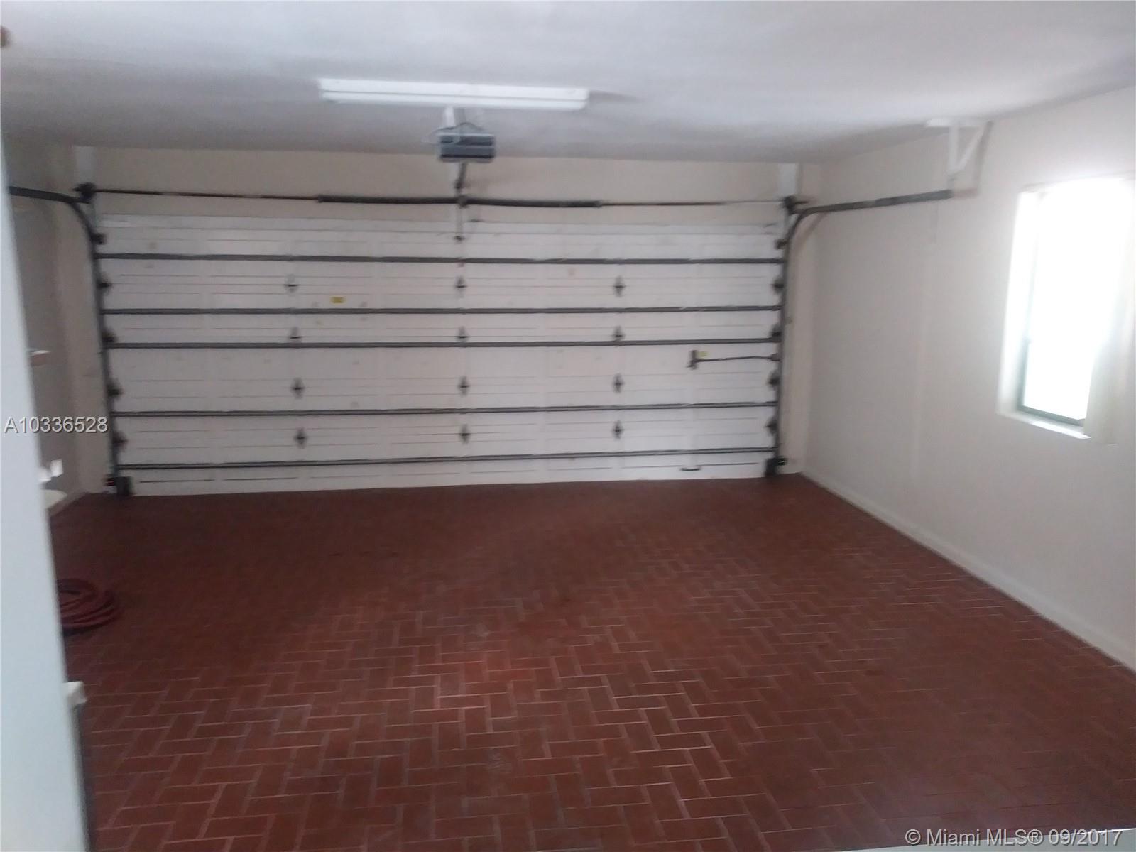 CLASCA-ROBAINA SUB - Residential Lease