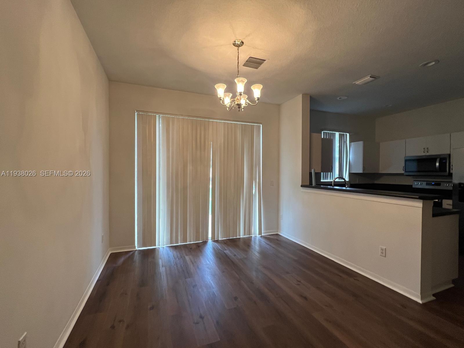 SEMINOLE ESTATES & TOWNHO - Residential