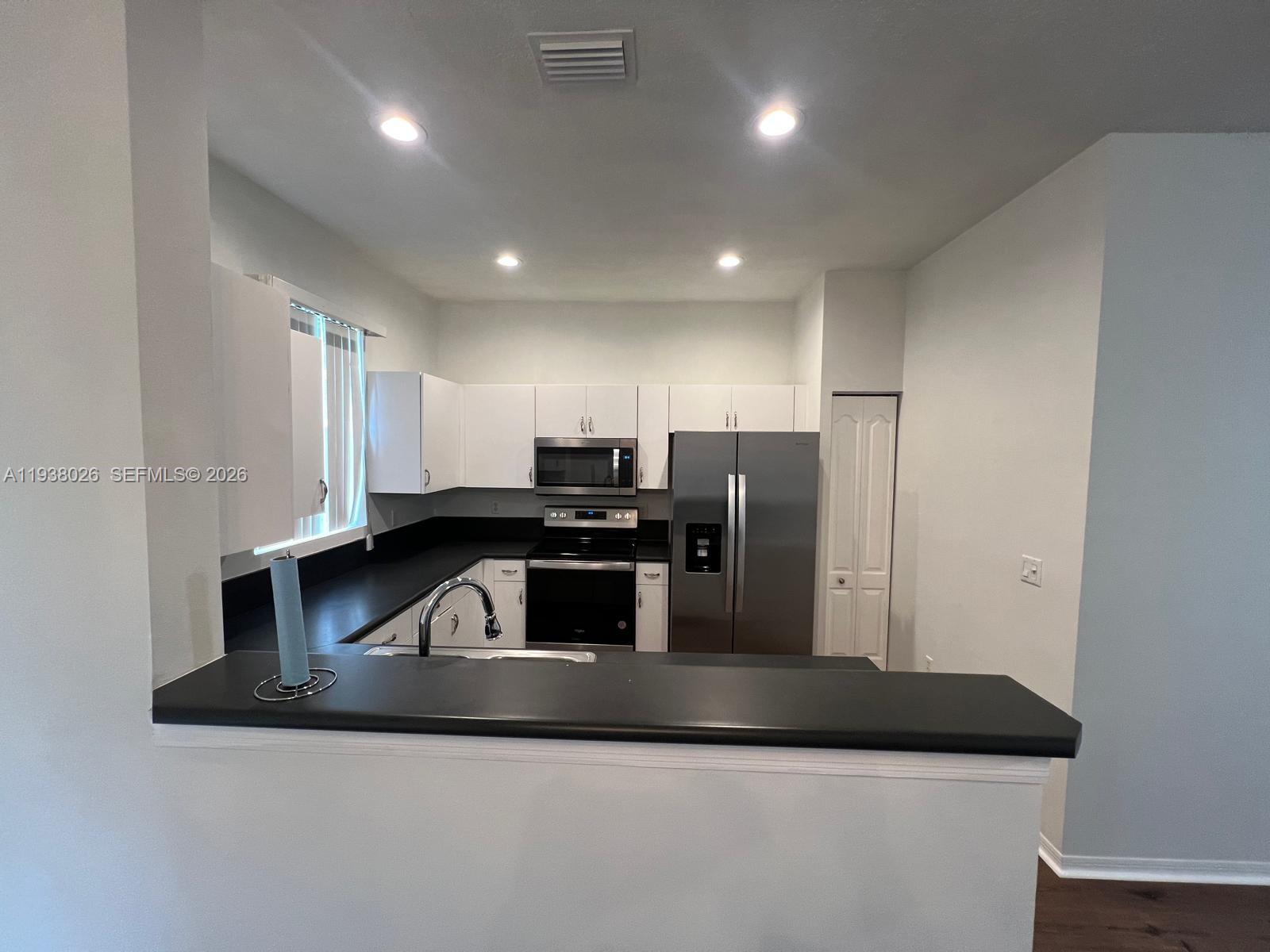 SEMINOLE ESTATES & TOWNHO - Residential