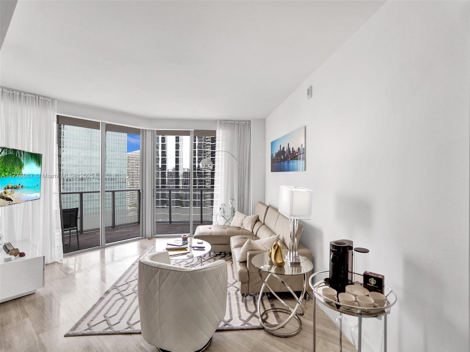 1300 Brickell Bay Dr 2702