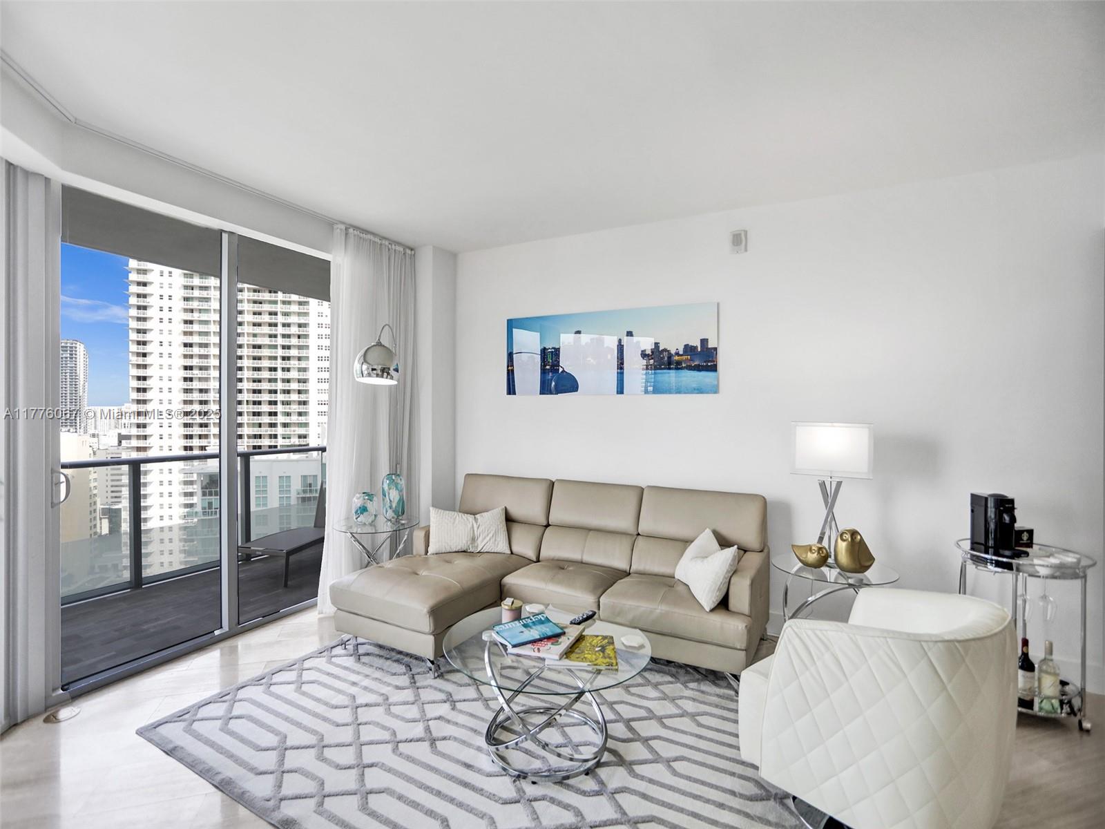 1300 Brickell Bay Dr 2702