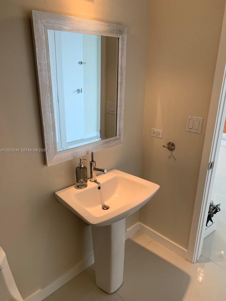 TWO MIDTOWN MIAMI CONDO - Residential Lease