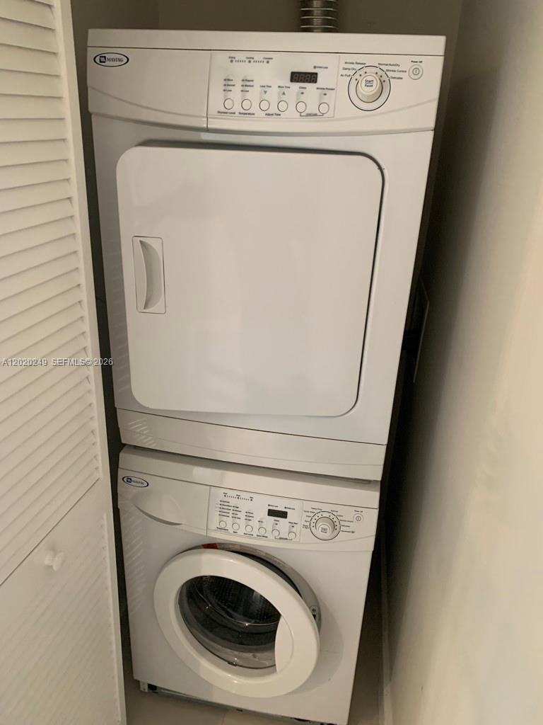 TWO MIDTOWN MIAMI CONDO - Residential Lease