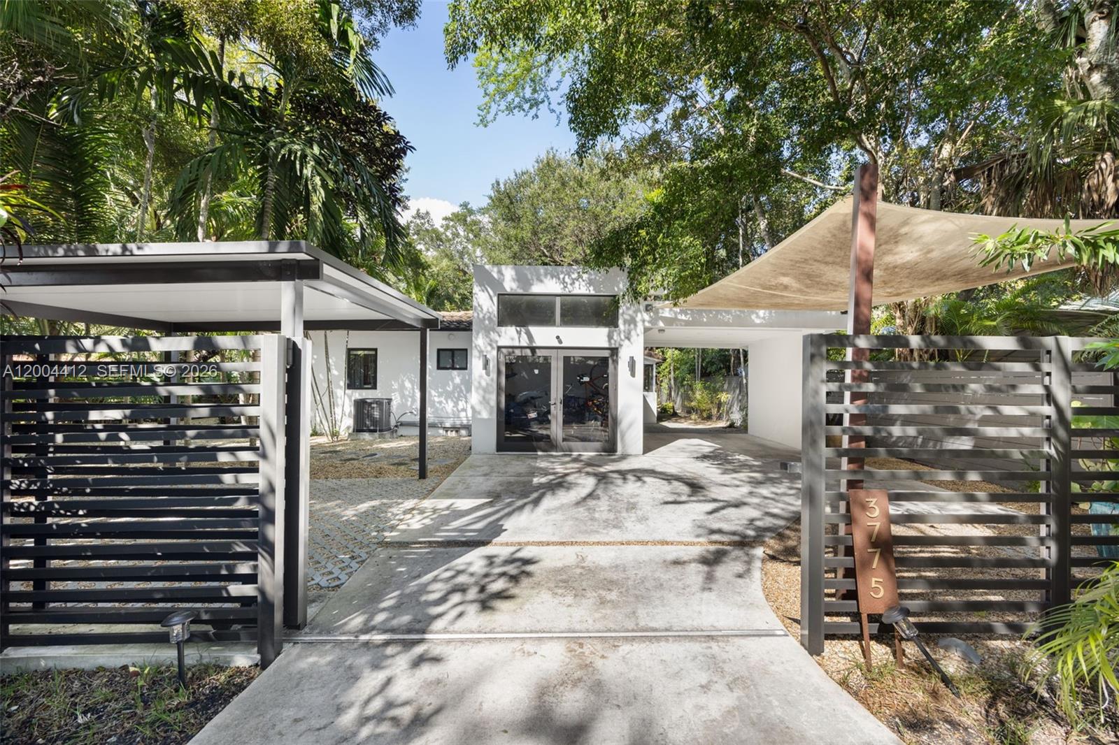 SUNSHINE VISTAS - Residential