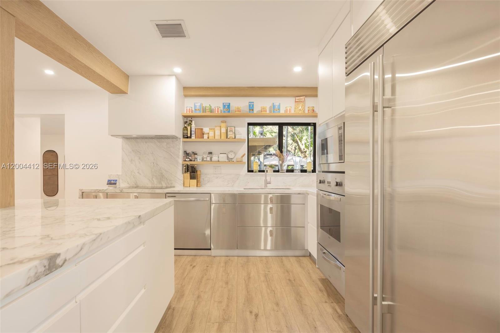 SUNSHINE VISTAS - Residential