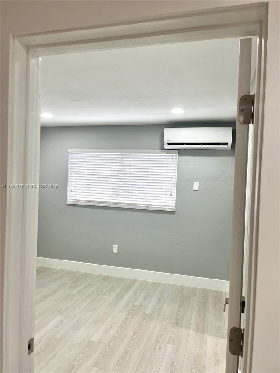 THE OAKS AT SOUTH MIAMI C - Residential Lease
