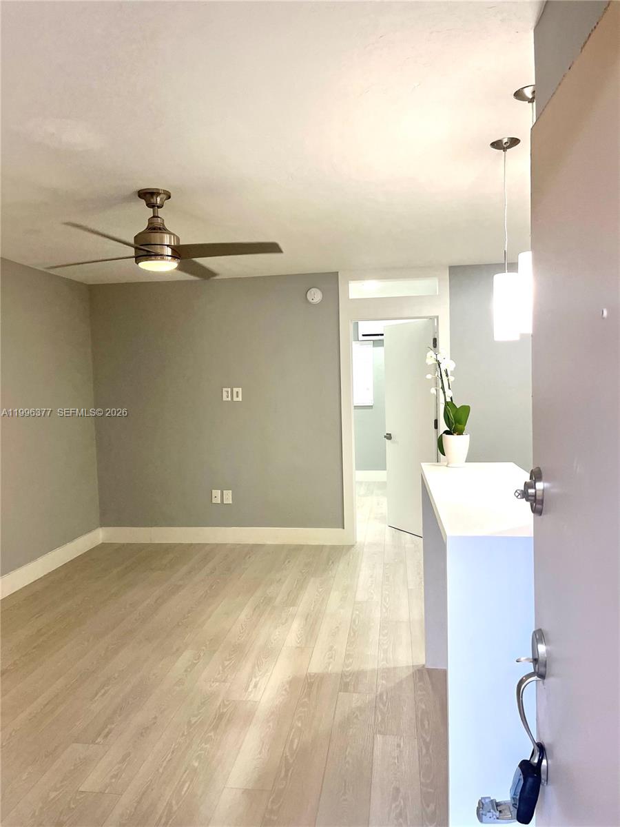 THE OAKS AT SOUTH MIAMI C - Residential Lease