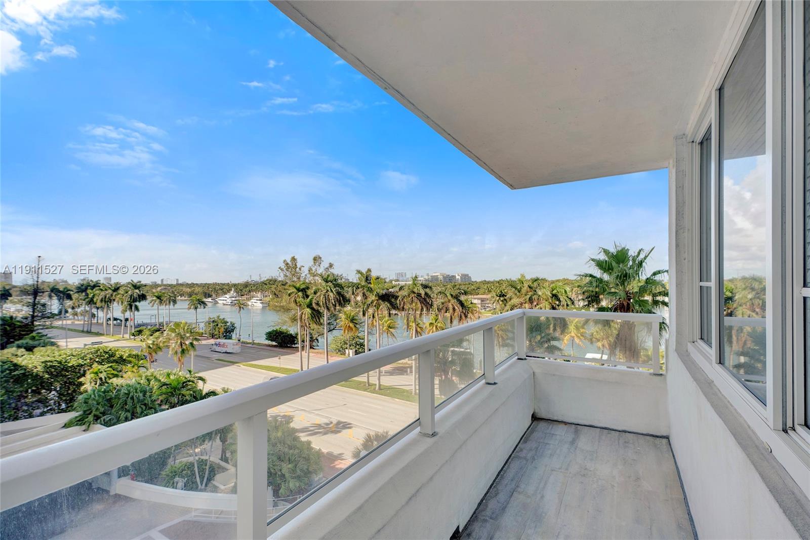 THE CARRIAGE CLUB NORTH C - Residential