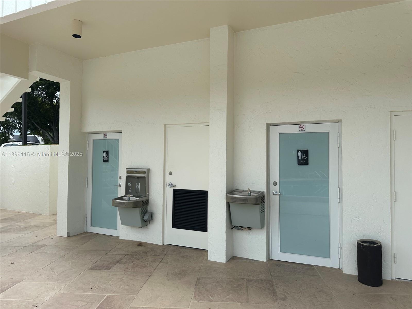 CAMINO CIRCLE CONDO - Residential