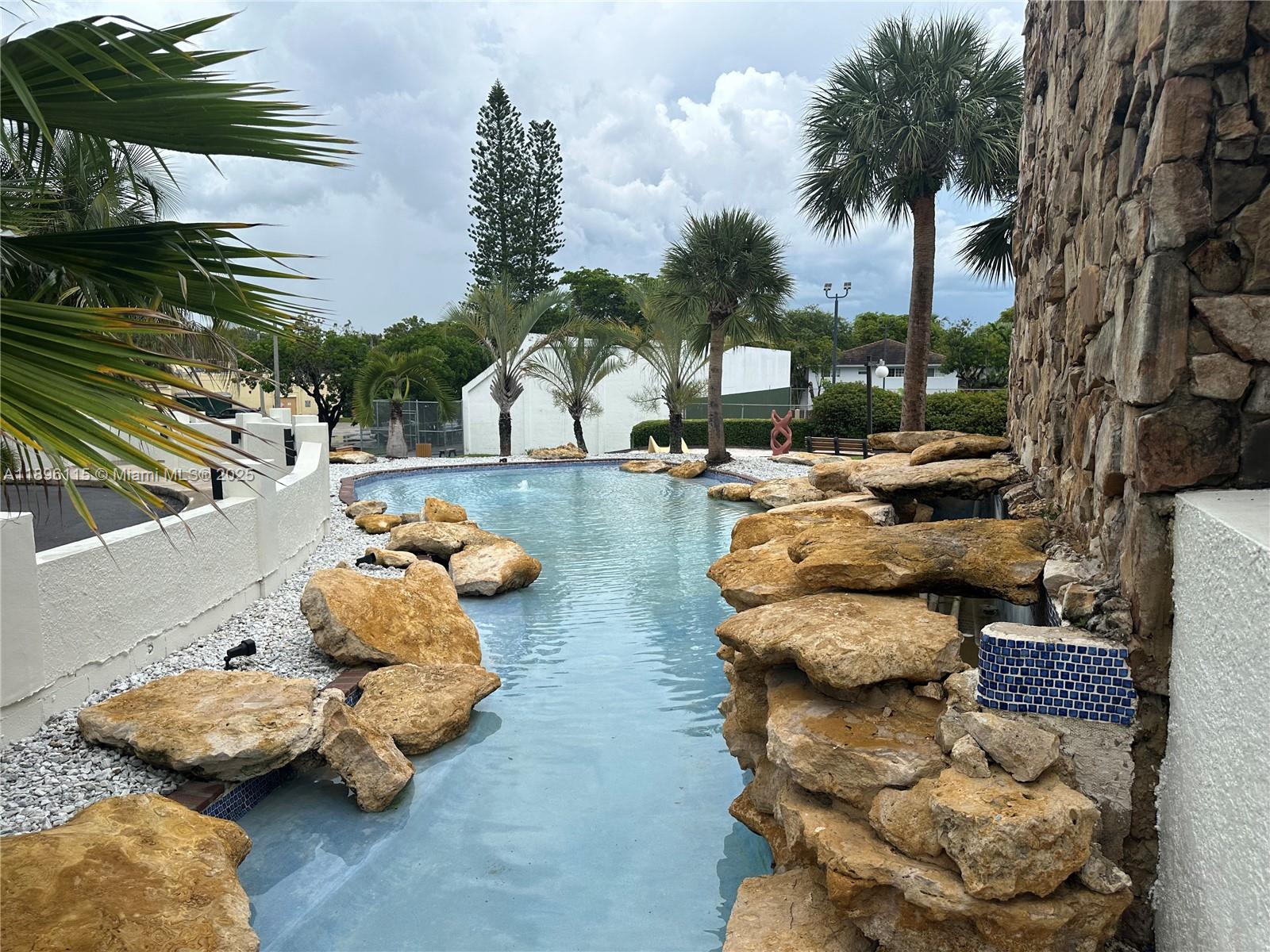 CAMINO CIRCLE CONDO - Residential