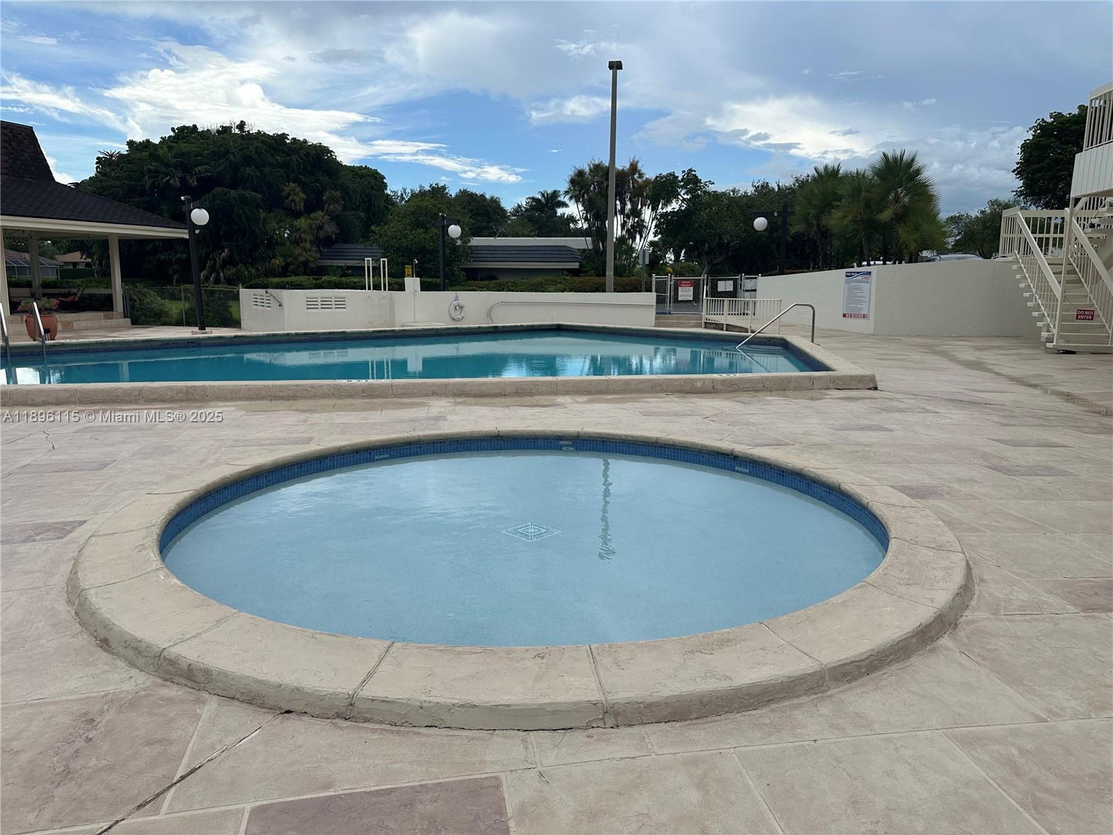 CAMINO CIRCLE CONDO - Residential