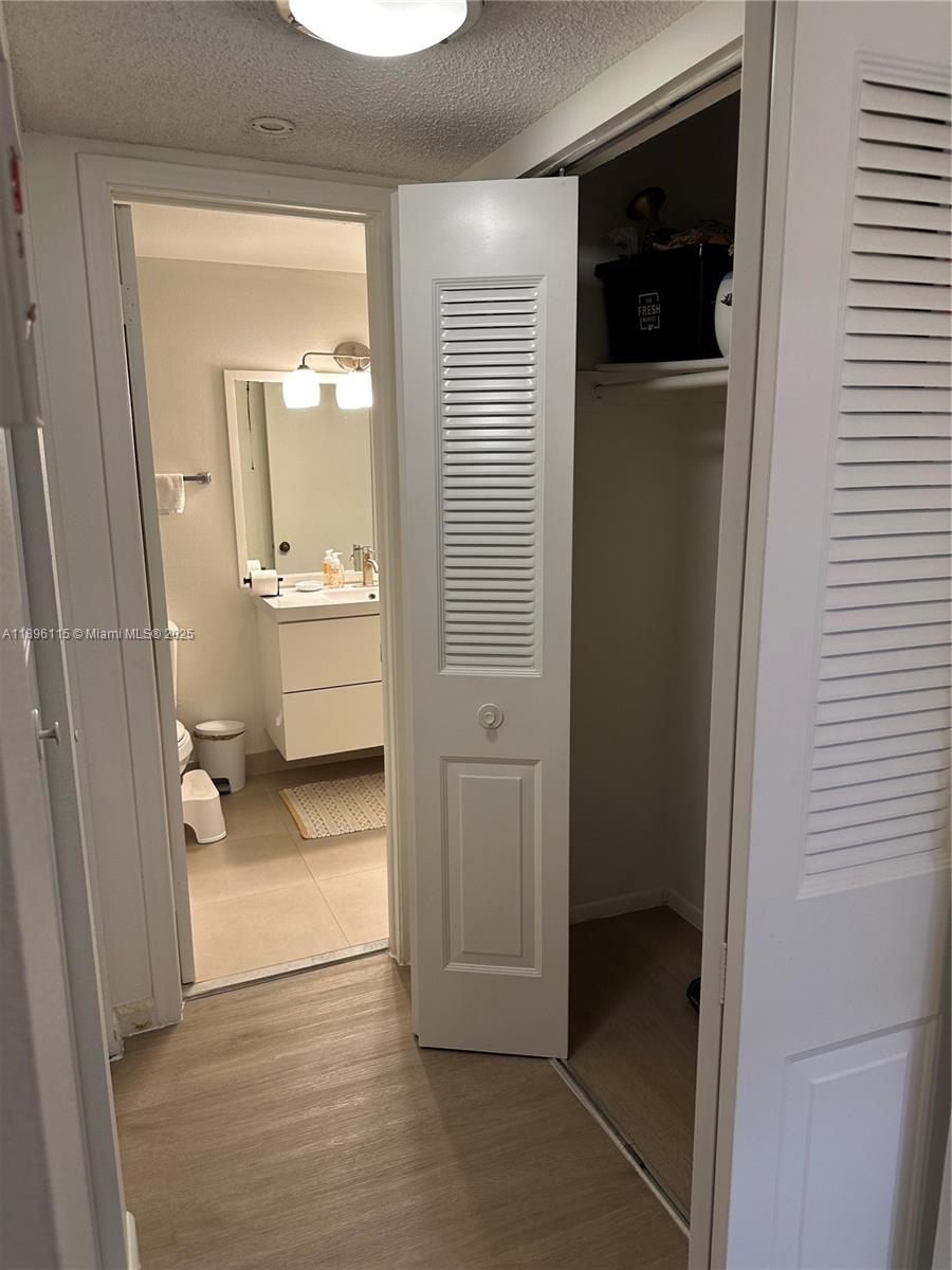 CAMINO CIRCLE CONDO - Residential