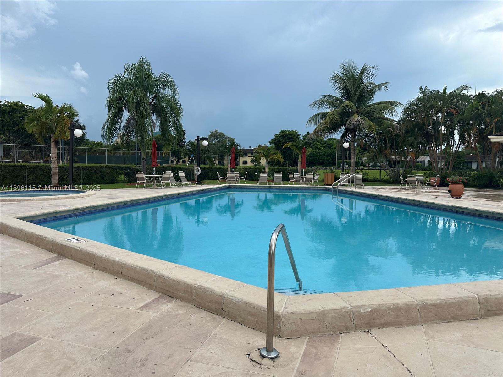 CAMINO CIRCLE CONDO - Residential