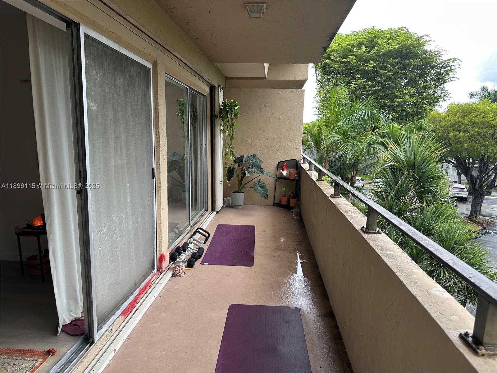 CAMINO CIRCLE CONDO - Residential