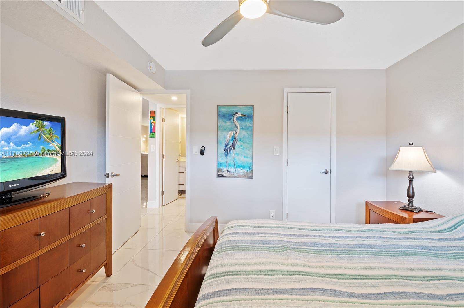 HOLLYBROOK GOLF AND - Residential