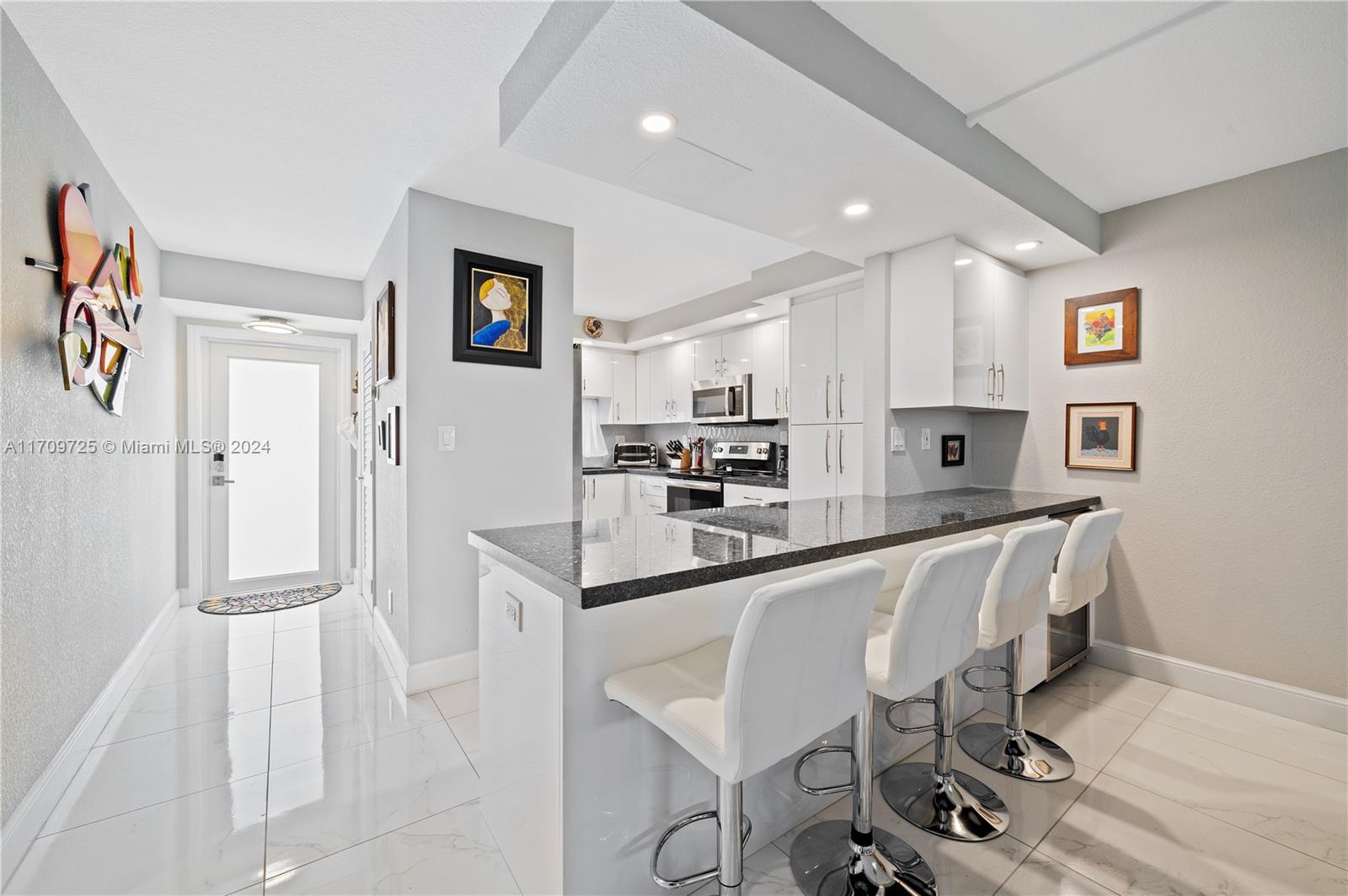 HOLLYBROOK GOLF AND - Residential