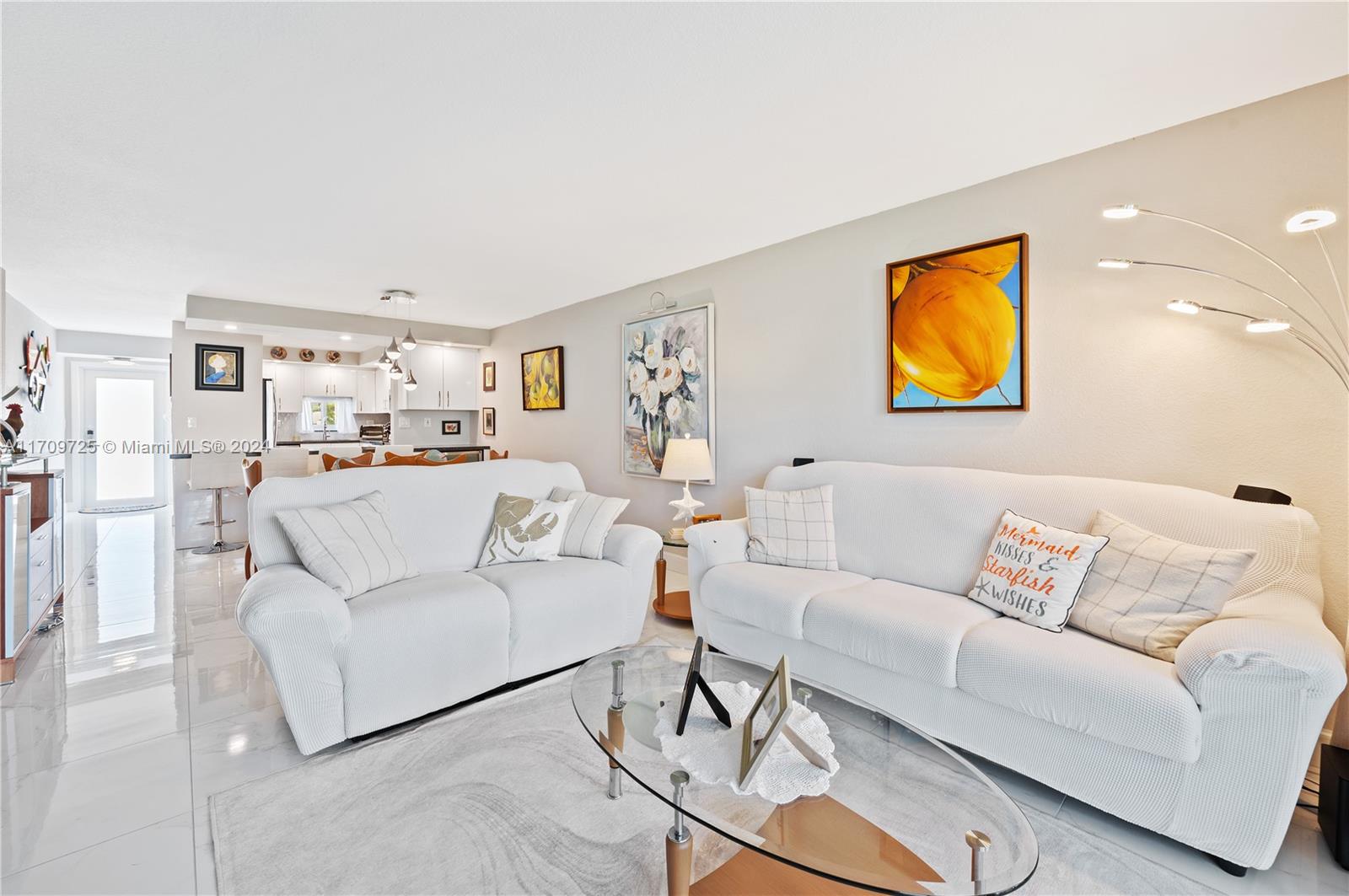 HOLLYBROOK GOLF AND - Residential