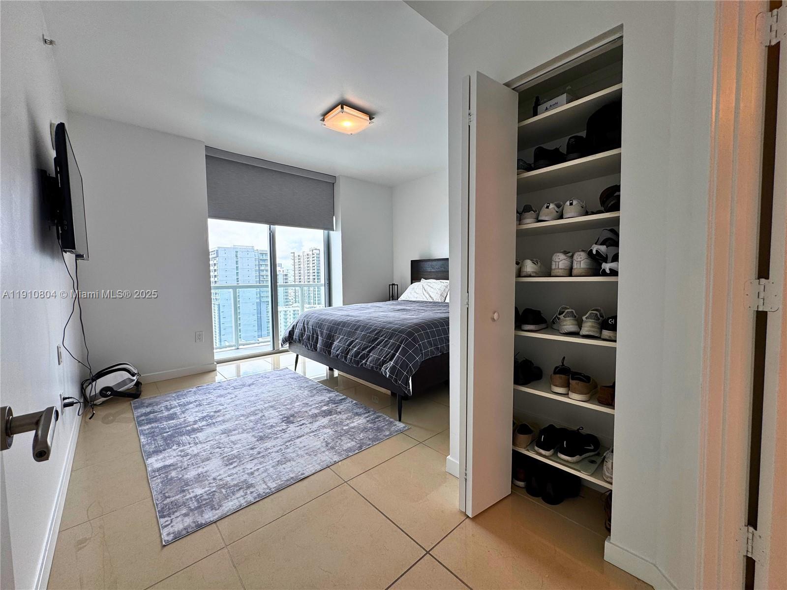 THE AXIS ON BRICKELL II C - Residential